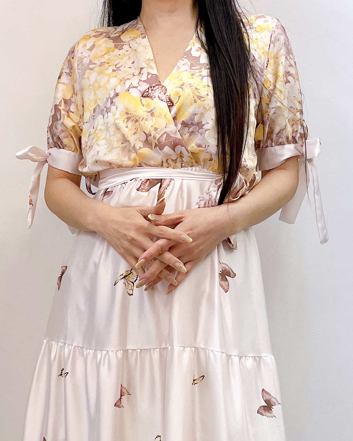 イタリア　バタフライガーデンティアードマキシワンピース カラー: GRN