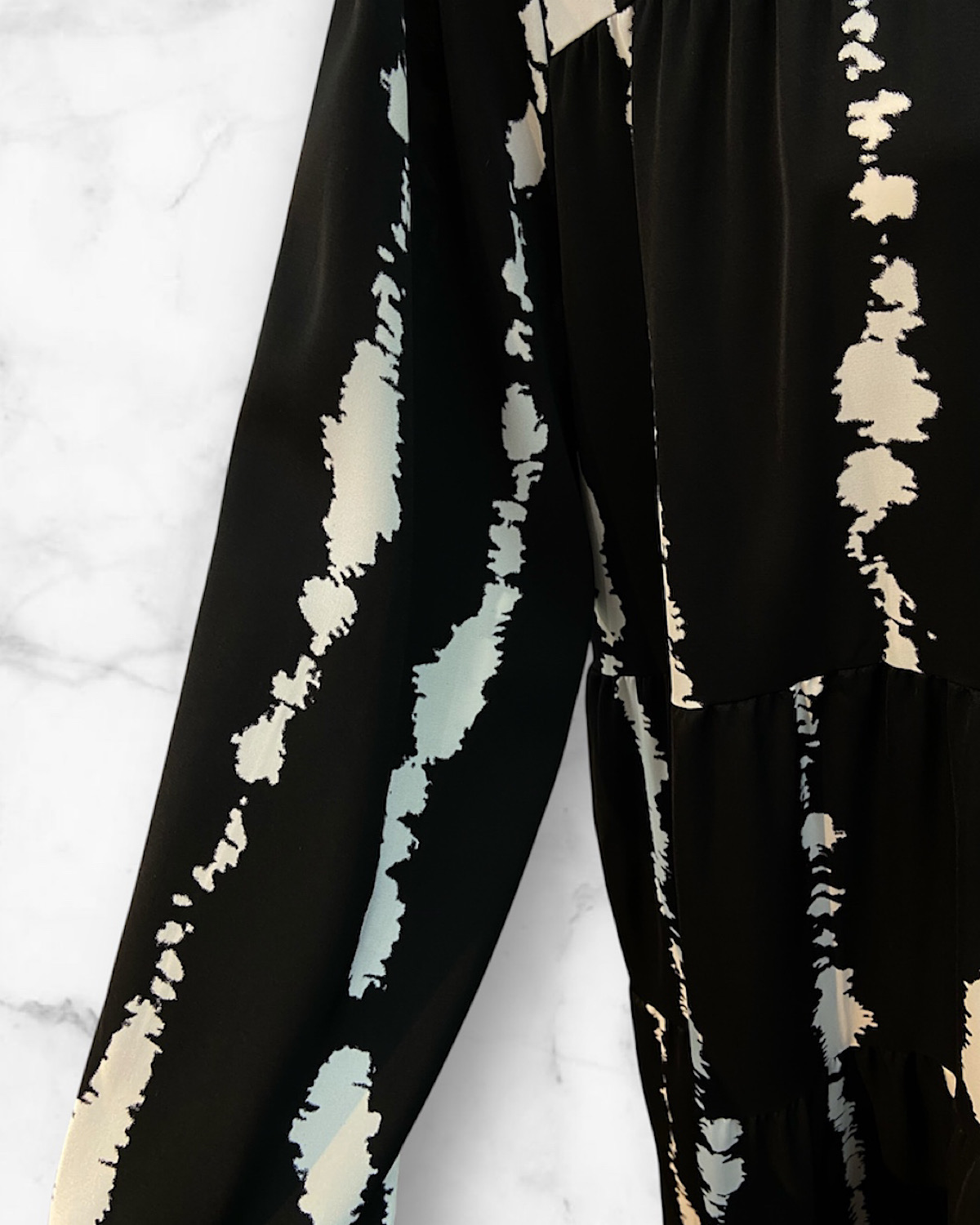 モードブラックマキシワンピース