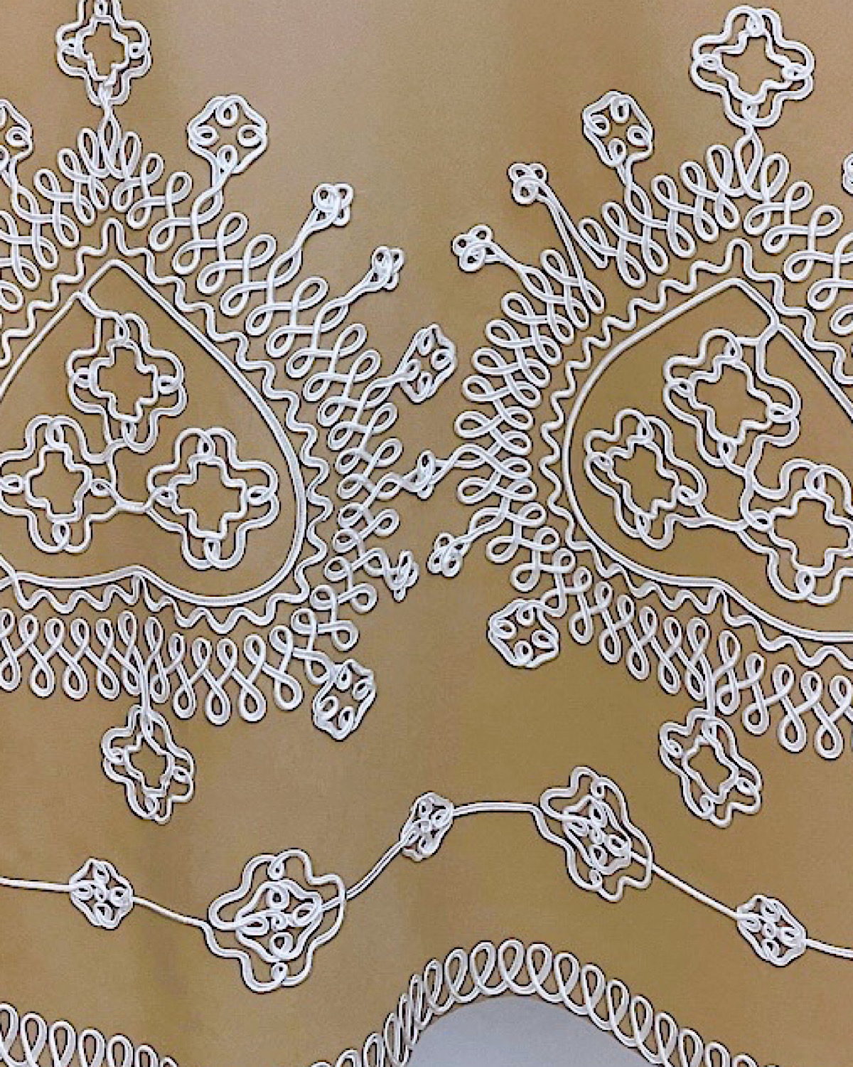 エレガントホワイト刺繍ワンピース カラー: BEG, サイズ: S