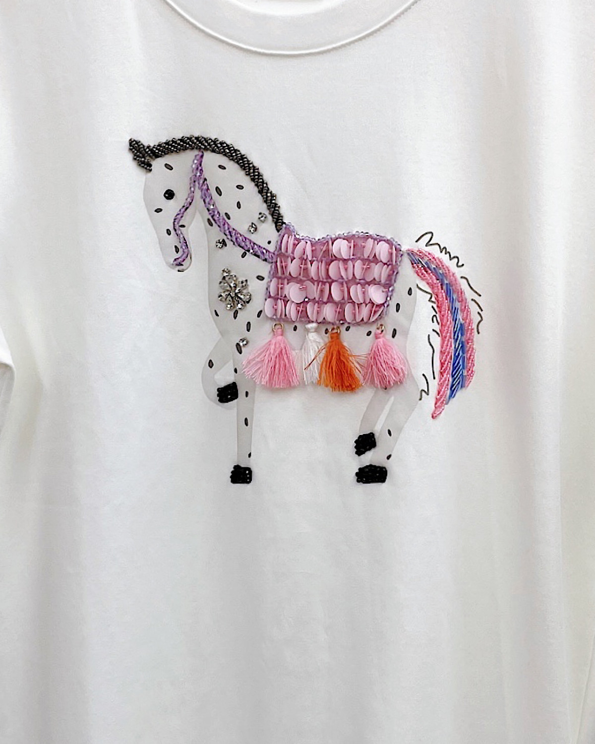 ラグジュアリーホースデザインTシャツ カラー: WHT