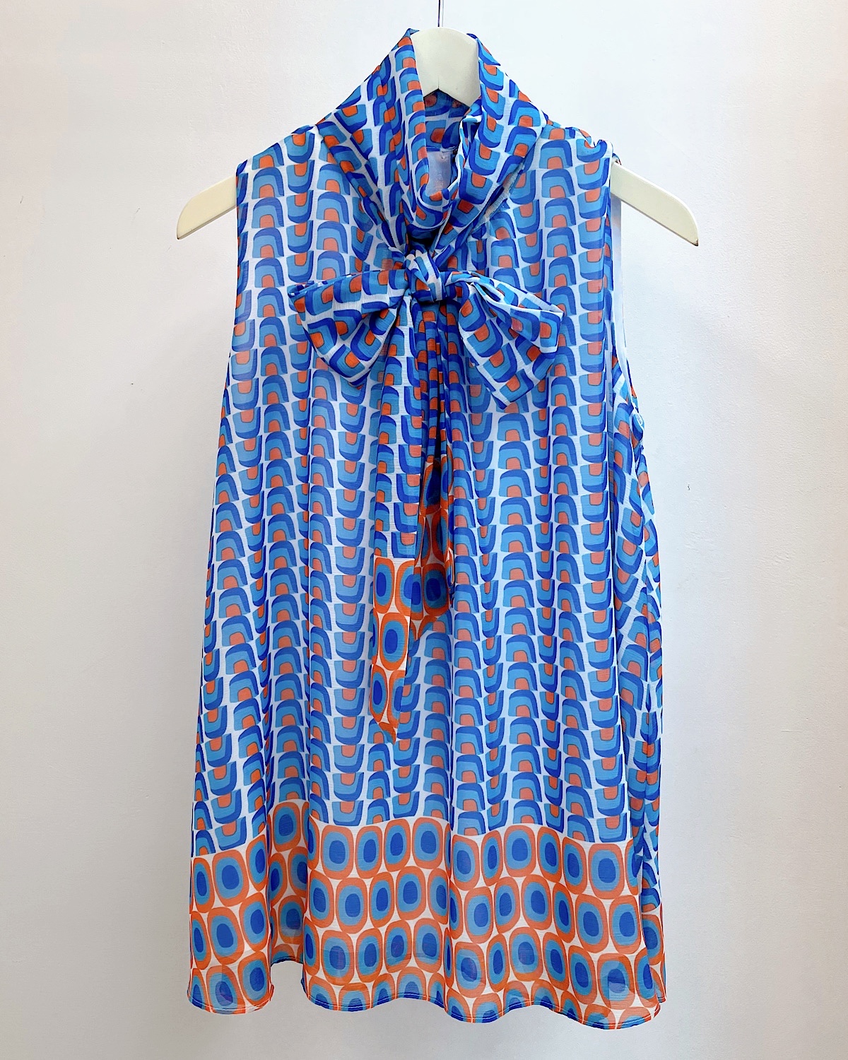 レトロジオメトリックボウタイブラウス