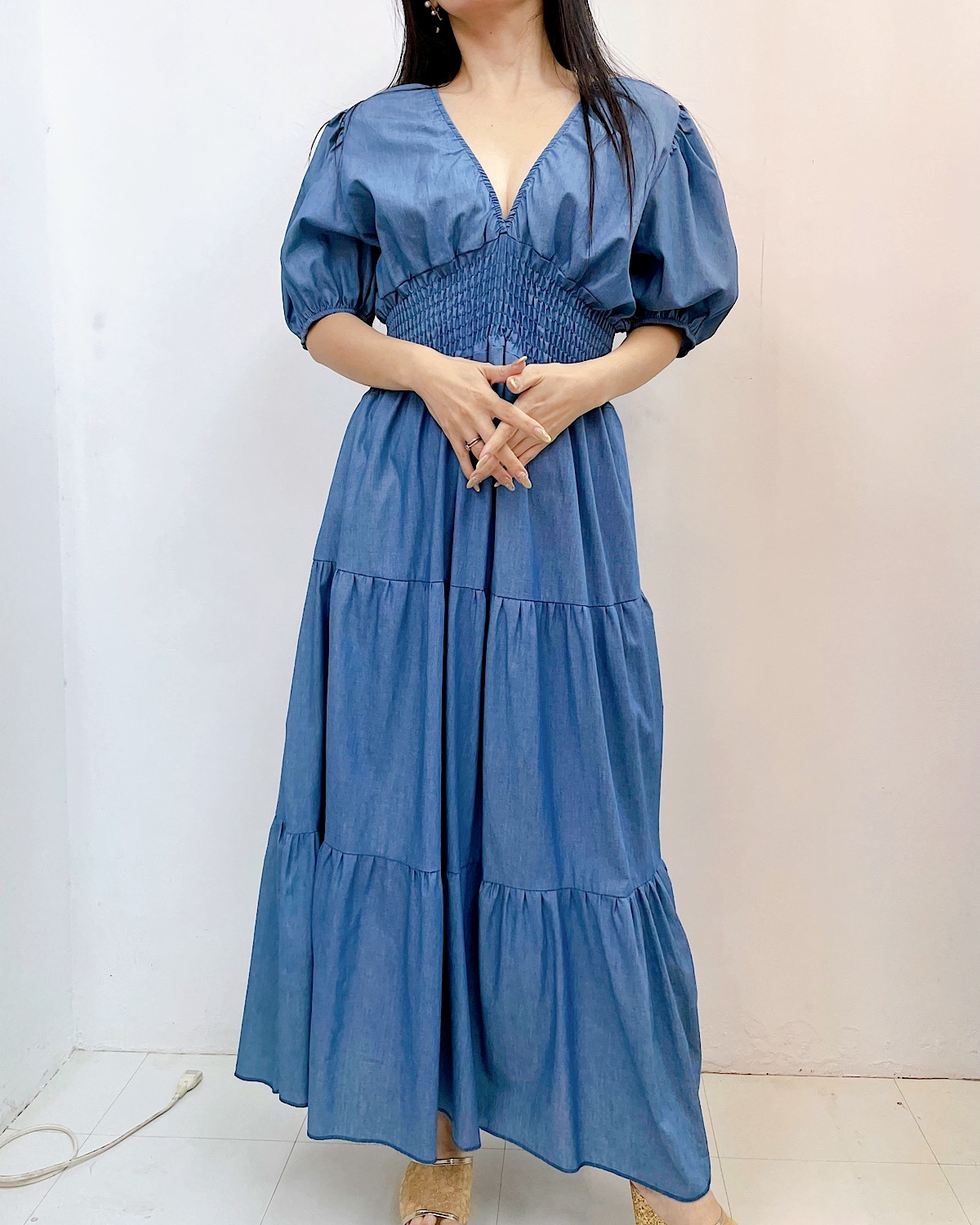 ソフトデニムシャーリングティアードワンピース