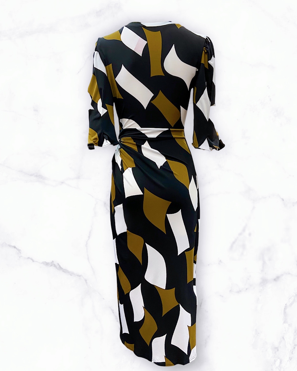 ジオメトリックツイストストレッチワンピース