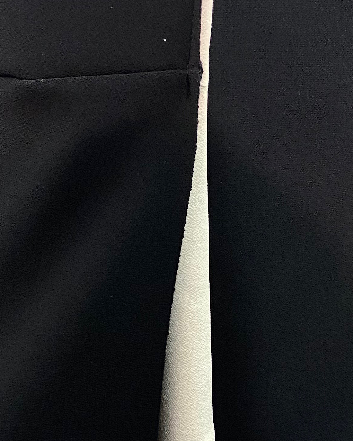 ホワイトラインマーメイドスカート カラー: BLK