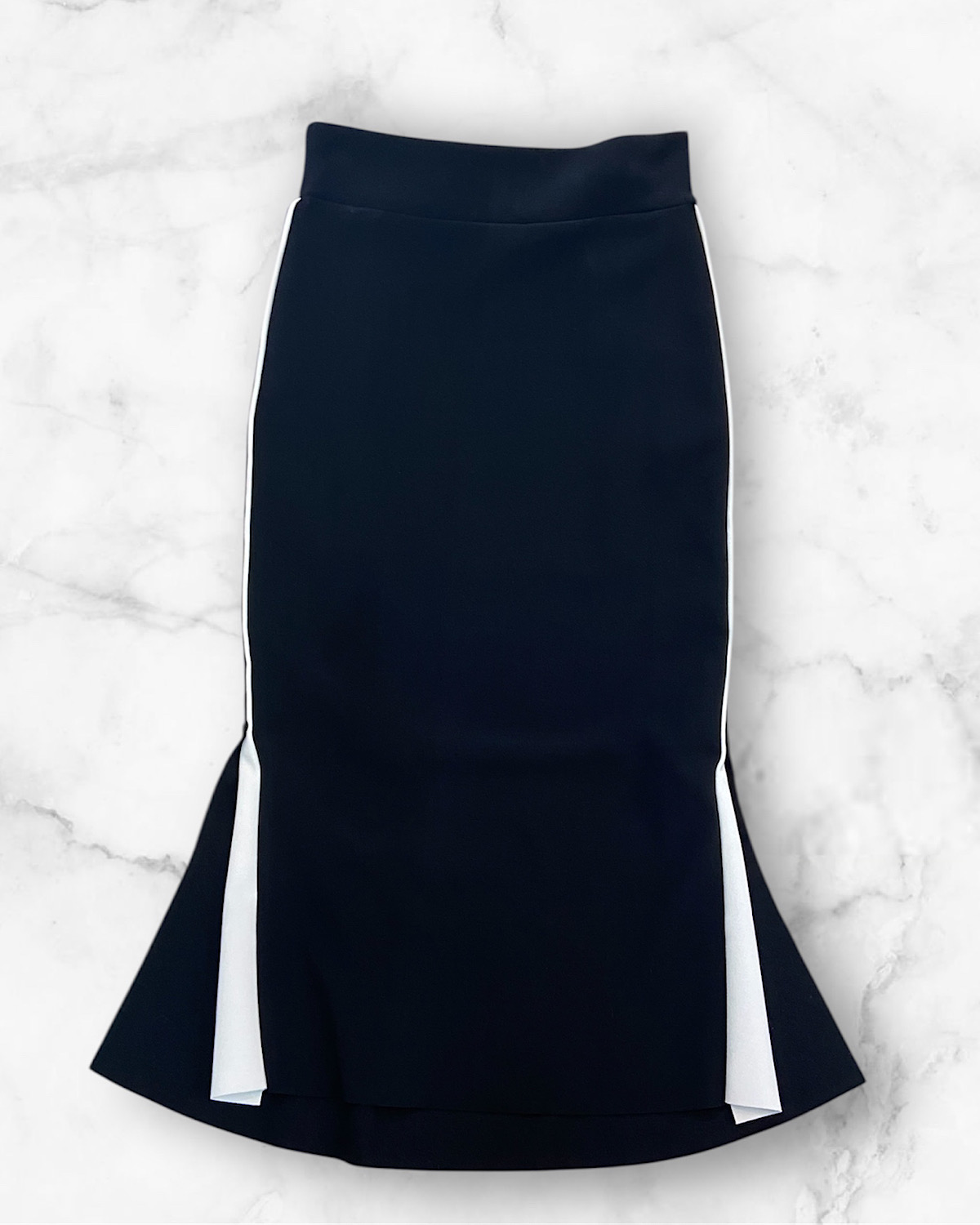 ホワイトラインマーメイドスカート カラー: BLK