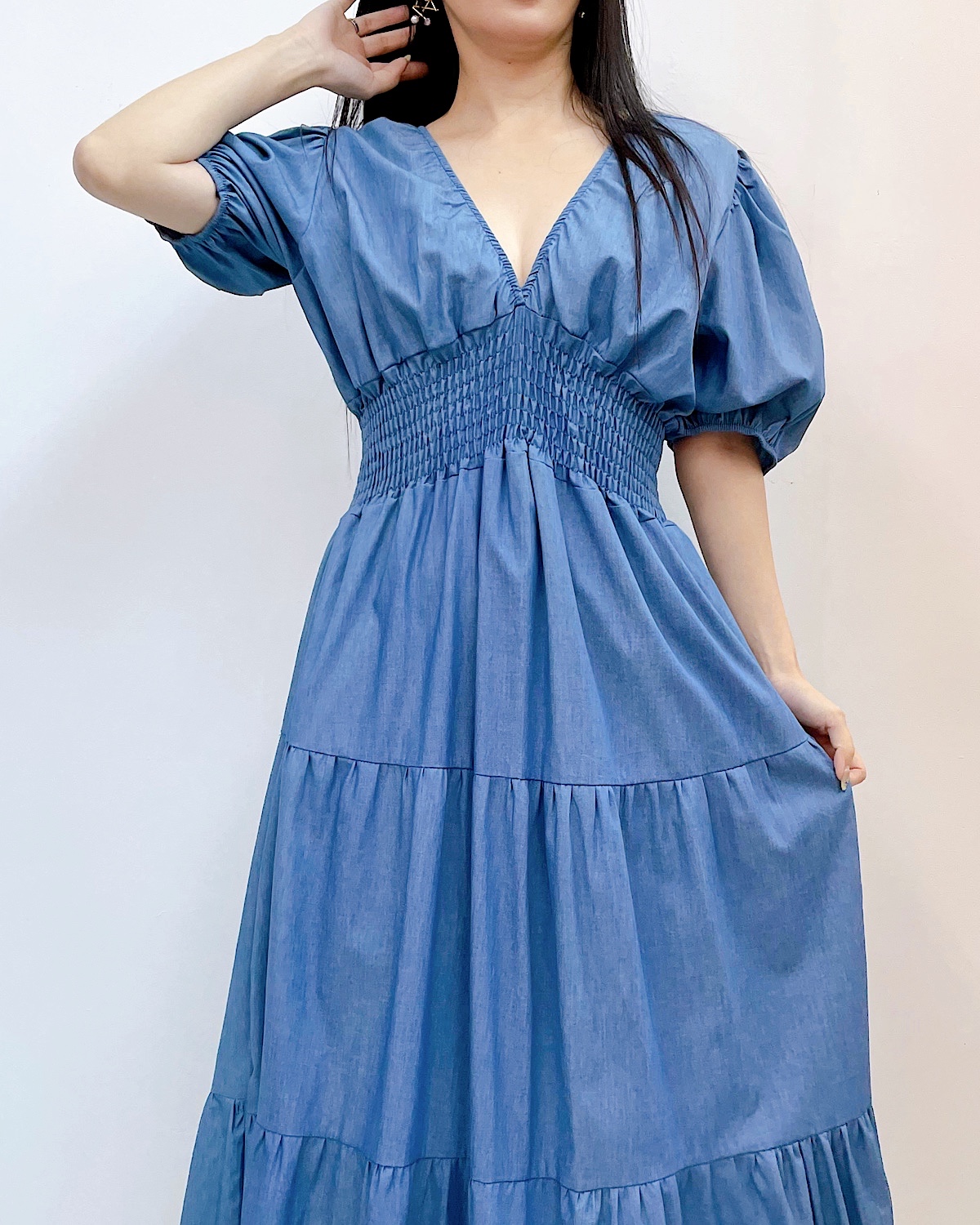 ソフトデニムシャーリングティアードワンピース