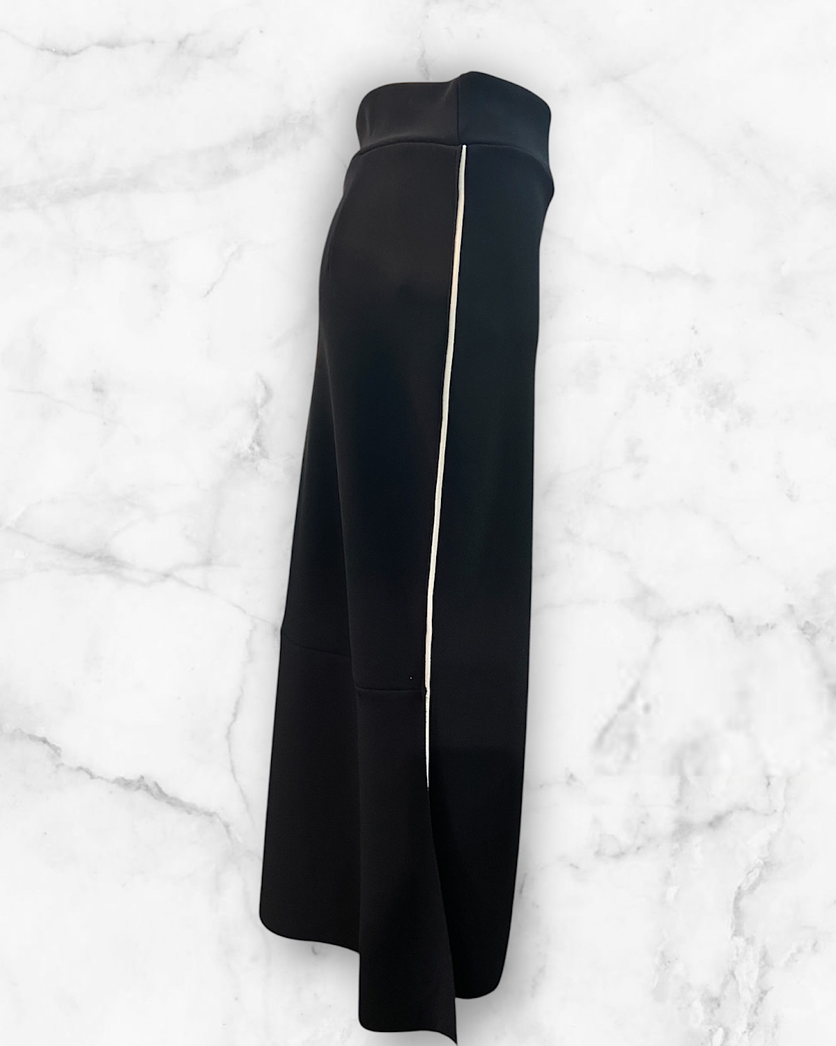 ホワイトラインマーメイドスカート カラー: BLK