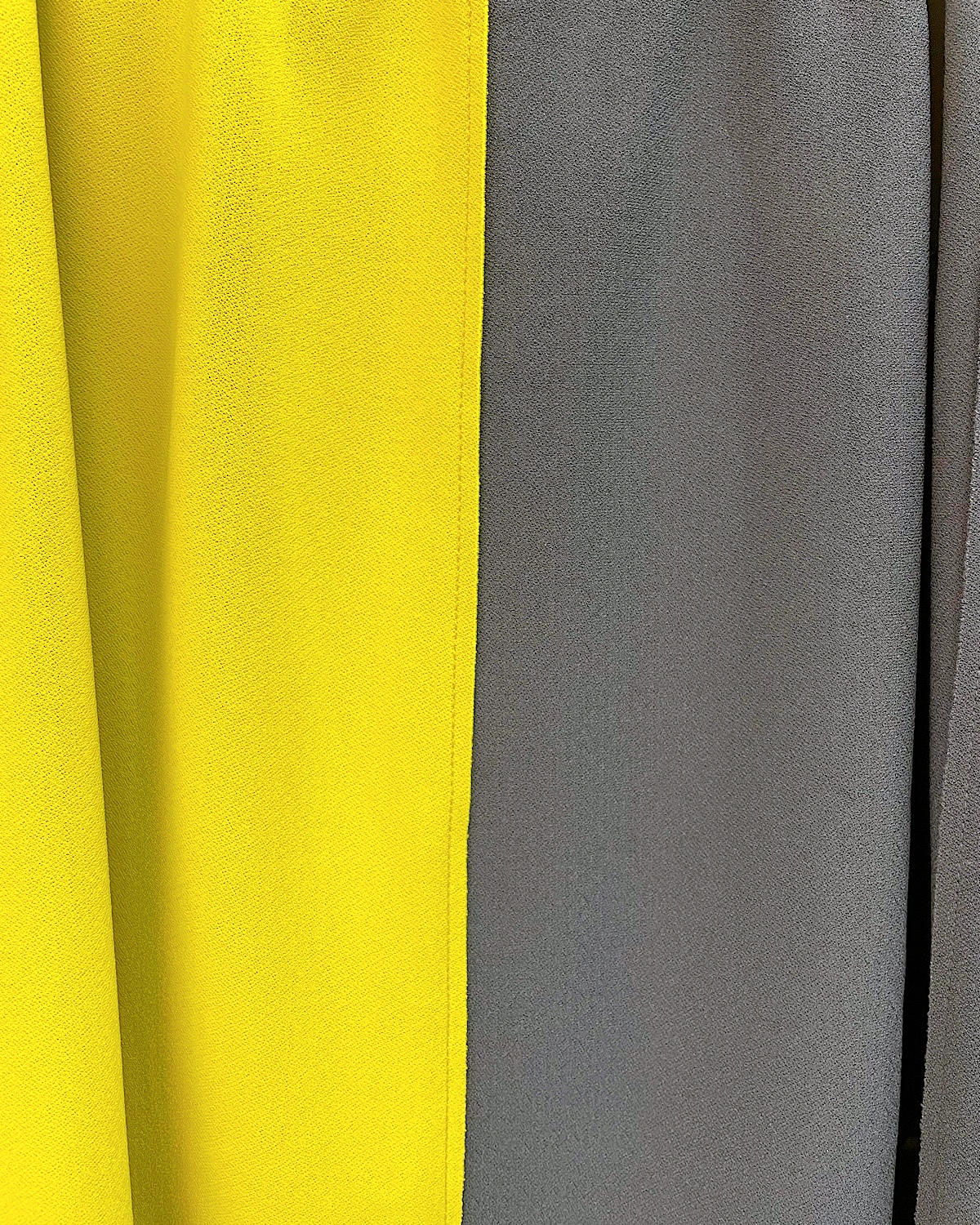 カラーブロックアシンメトリースカート カラー: GRN