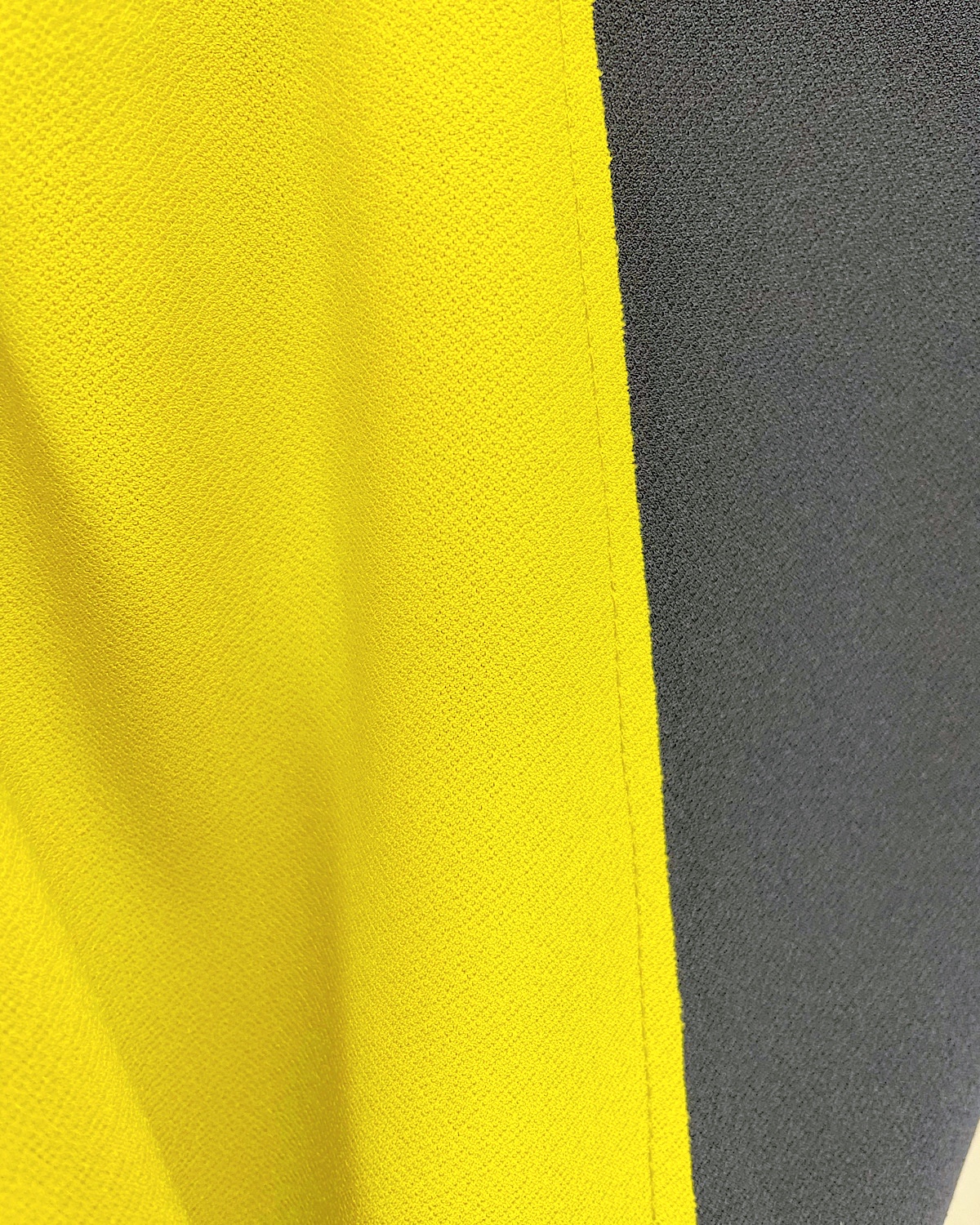 カラーブロックアシンメトリースカート カラー: GRN