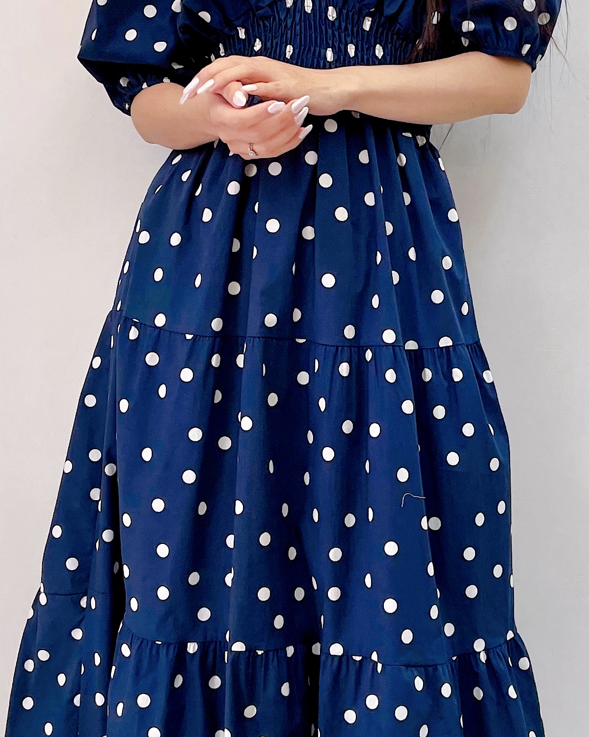 イタリア　コットンシャーリングティアードワンピース カラー: NVY