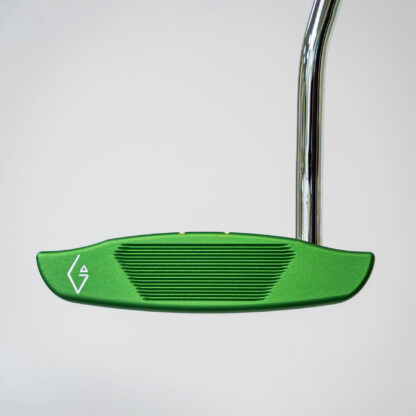 【完成品】Uther（ウーサー） デキステリティ: 右手用, ヘッドカラー: ブラック, シャフト: ヒール, シャフトサイズ: 32インチ, ライ: 70（標準ライ）, グリップとサイズ: White×Gold Logo, ヘッドカバー色: カーボンブラック