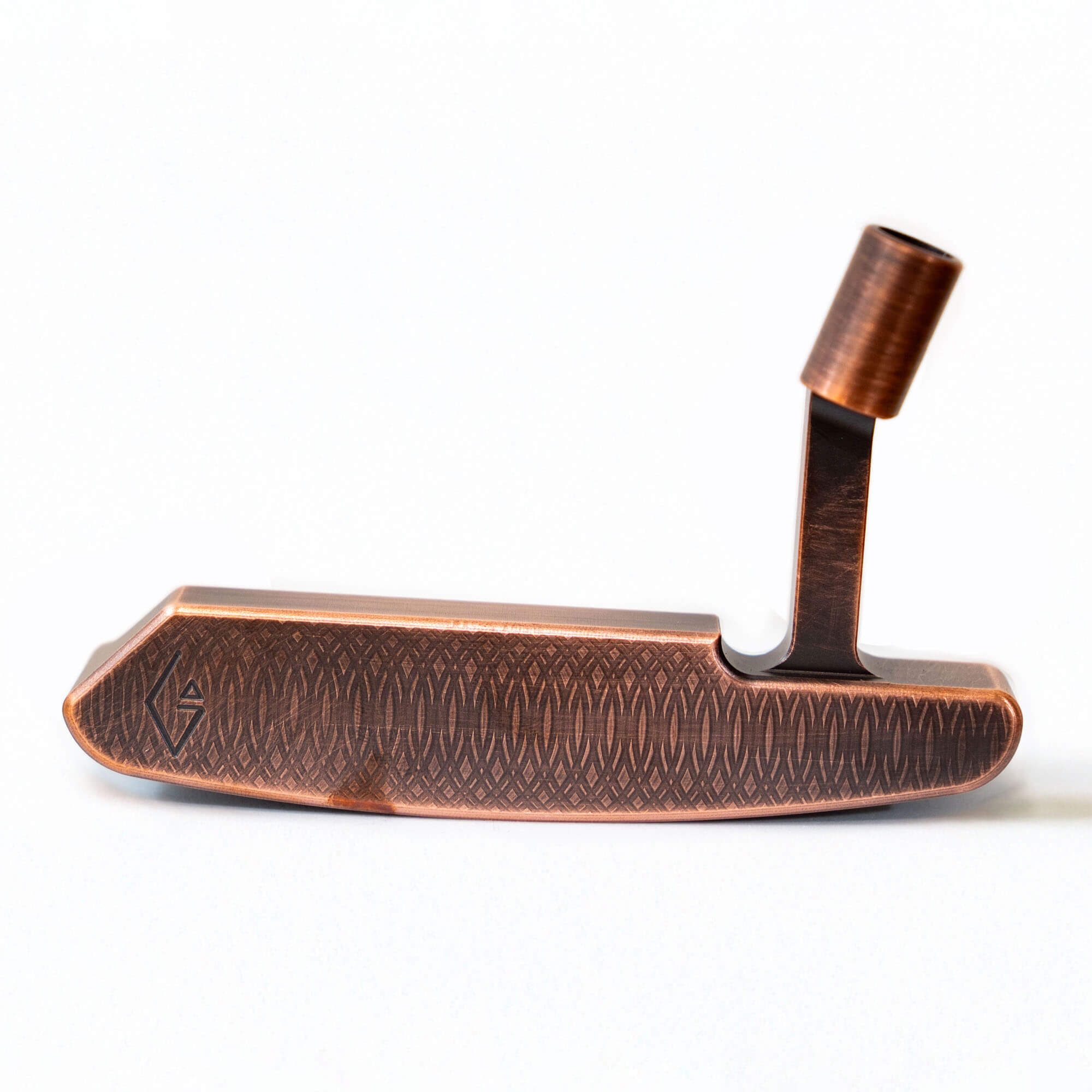 【完成品】Arthur｜Vintage Copper（アーサー・ヴィンテージカッパー） デキステリティ: 右手用, シャフトサイズ: 32インチ, シャフト色: ブラック, ライ: 70（標準ライ）, グリップとサイズ: White×Gold Logo, ヘッドカバー色: カーボンブラック