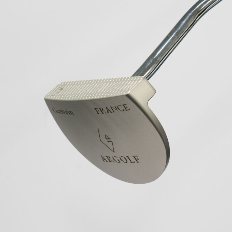 【完成品】Gauvain（ゴーヴァン） デキステリティ: 右手用, シャフト: ヒール, シャフトサイズ: 32インチ, ライ: 70（標準ライ）, グリップとサイズ: BlackxWhite Logo, ヘッドカバー色: カーボンブラック