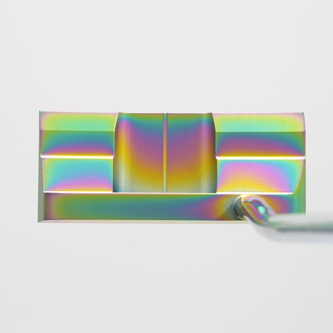 【完成品】Lamorak｜Rainbow finish（ラモラーク・レインボー） 商品タイプの選択: 完成品（シャフト・グリップ組立）, デキステリティ: 右手用, シャフトサイズ: 32インチ, ライ: 70（標準ライ）, グリップとサイズ: Black×White Logo, ヘッドカバー色: カーボンブラック