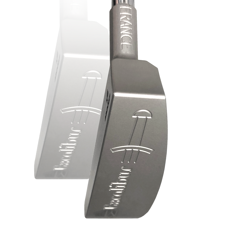 【完成品】Excalibur（エクスキャリバー） デキステリティ: 右手用, シャフトサイズ: 32インチ, シャフト色: シルバー, ライ: 70（標準ライ）, グリップとサイズ: White×Gold Logo, ヘッドカバー色: カーボンブラック