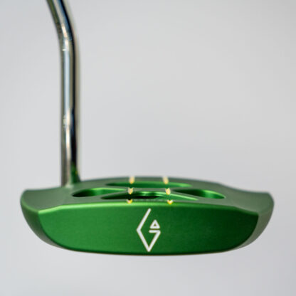 【完成品】Uther（ウーサー） デキステリティ: 右手用, ヘッドカラー: ブラック, シャフト: ヒール, シャフトサイズ: 32インチ, ライ: 70（標準ライ）, グリップとサイズ: White×Gold Logo, ヘッドカバー色: カーボンブラック