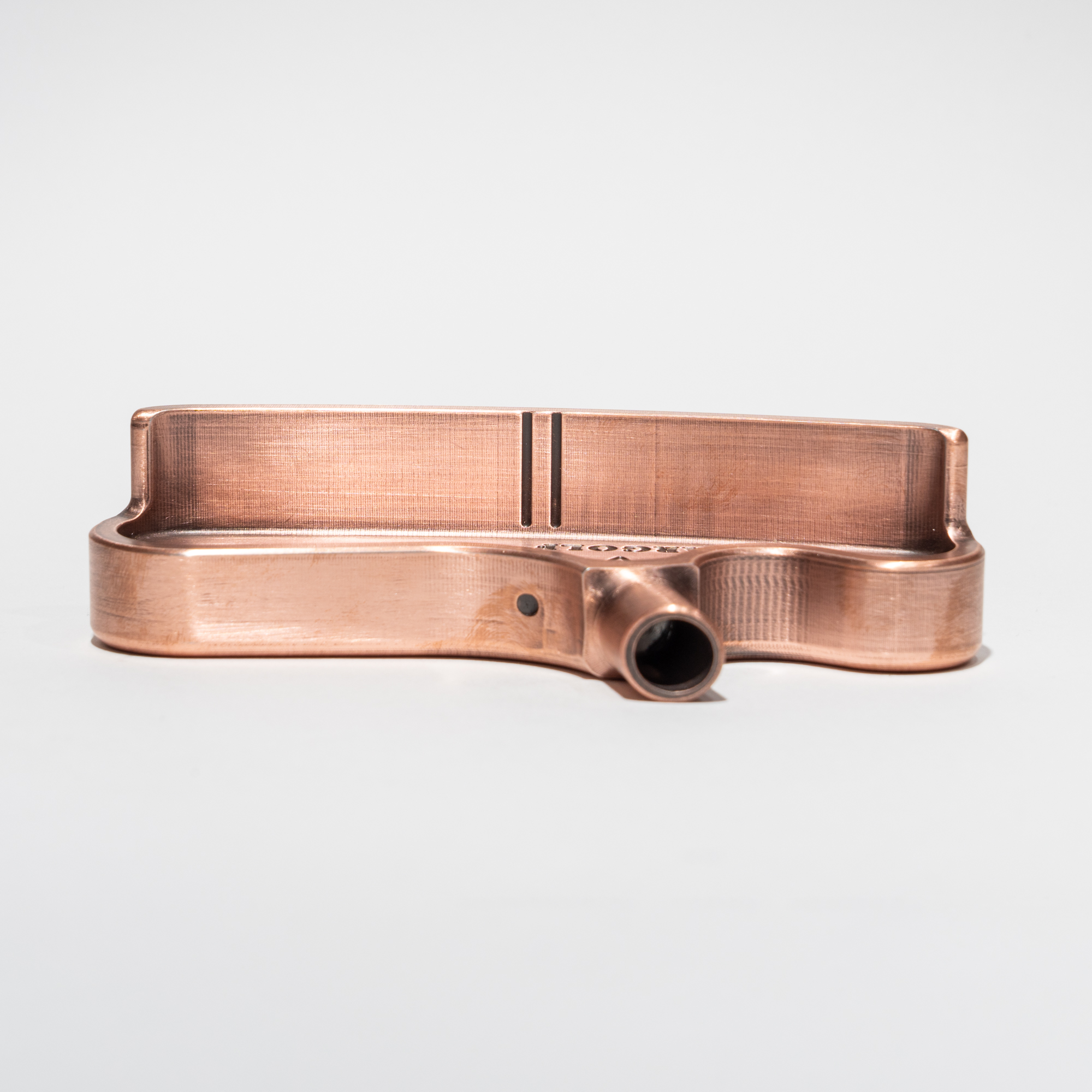 【完成品】Merlin｜Vintage Copper（マーリン・ヴィンテージカッパー） ヴィンテージ加工: 無加工, デキステリティ: 右手用, シャフト: センター, シャフトサイズ: 32インチ, シャフト色: シルバー, ライ: 70（標準ライ）, グリップとサイズ: Black×White Logo, ヘッドカバー色: カーボンブラック