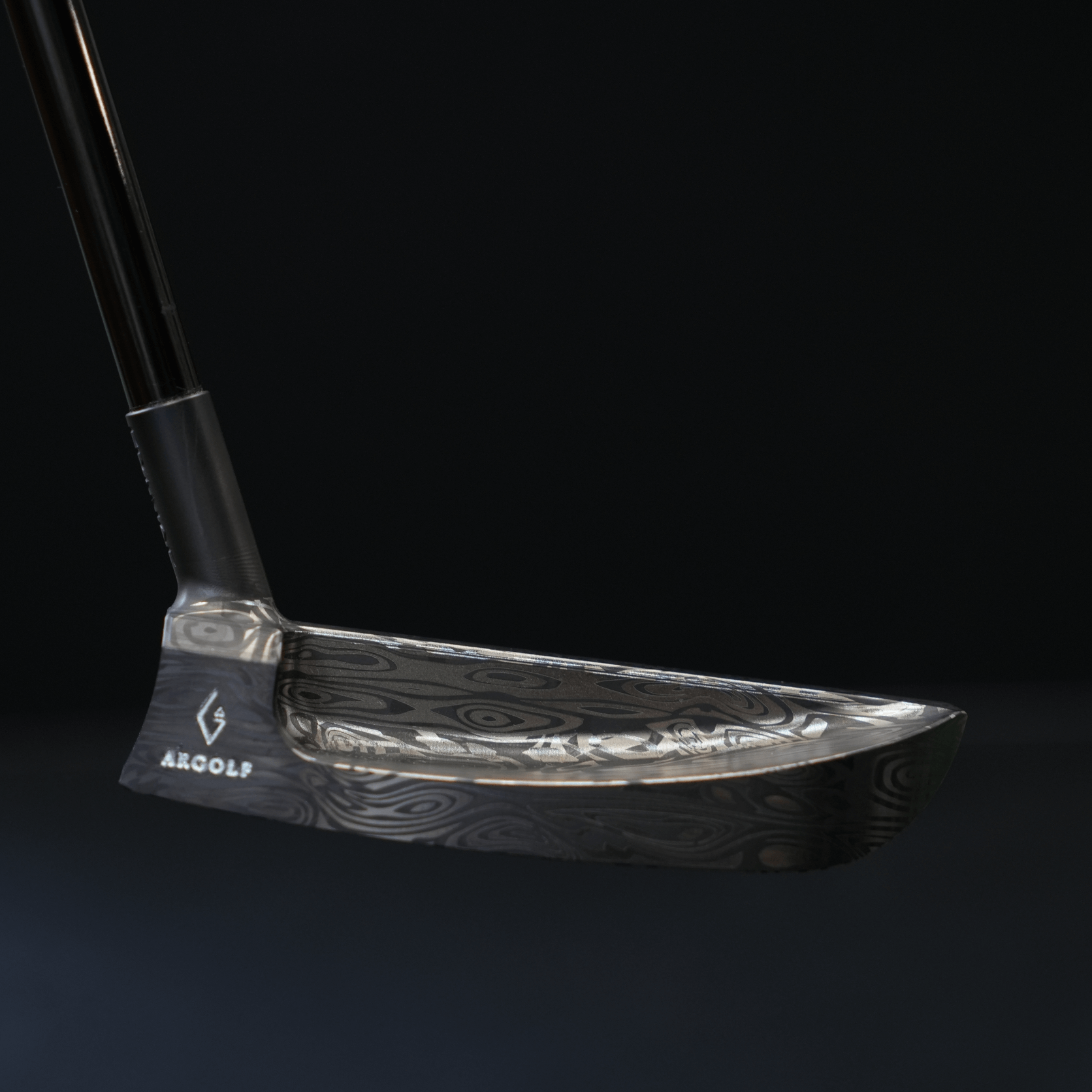 【完成品】Excalibur｜Damascus（エクスキャリバー・ダマスカス） デキステリティ: 右, ライ: 68°（標準ライ）, シャフトサイズ: 32インチ, グリップとサイズ: Black × White Logo, ヘッドカバー: カーボンブラック