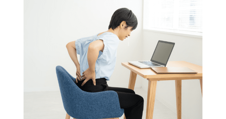 反り腰改善へ！タオルを使い骨盤を立てる座り方で腰痛予防