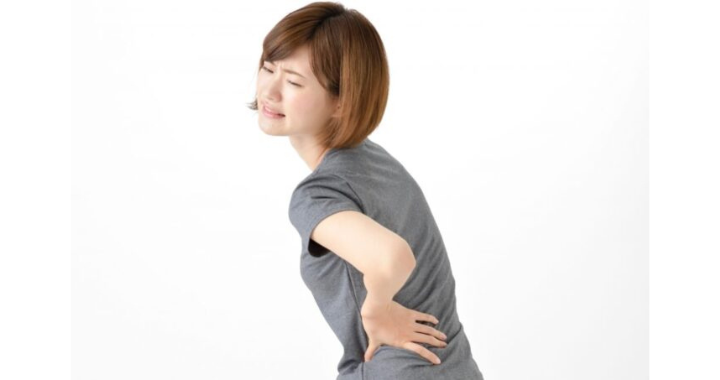 反り腰を解消したい！正しい姿勢を身につけるための簡単な方法