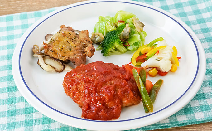 デリッシュキッチン(delish kitchen)の宅配食 ジューシートマト煮込みハンバーグ
