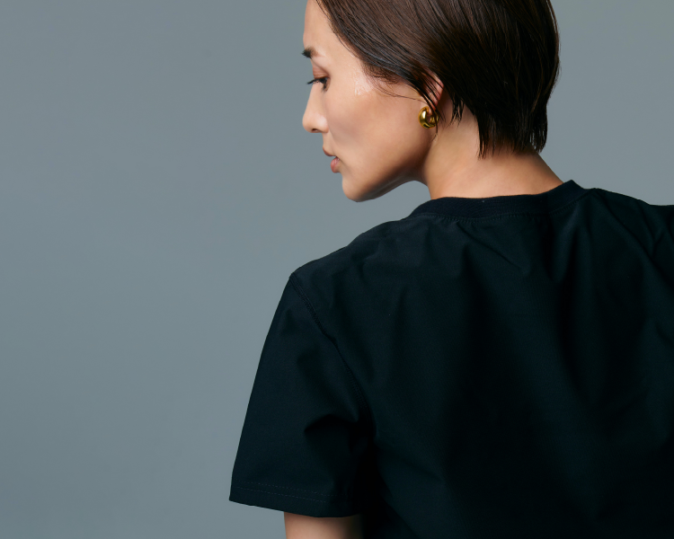 女性