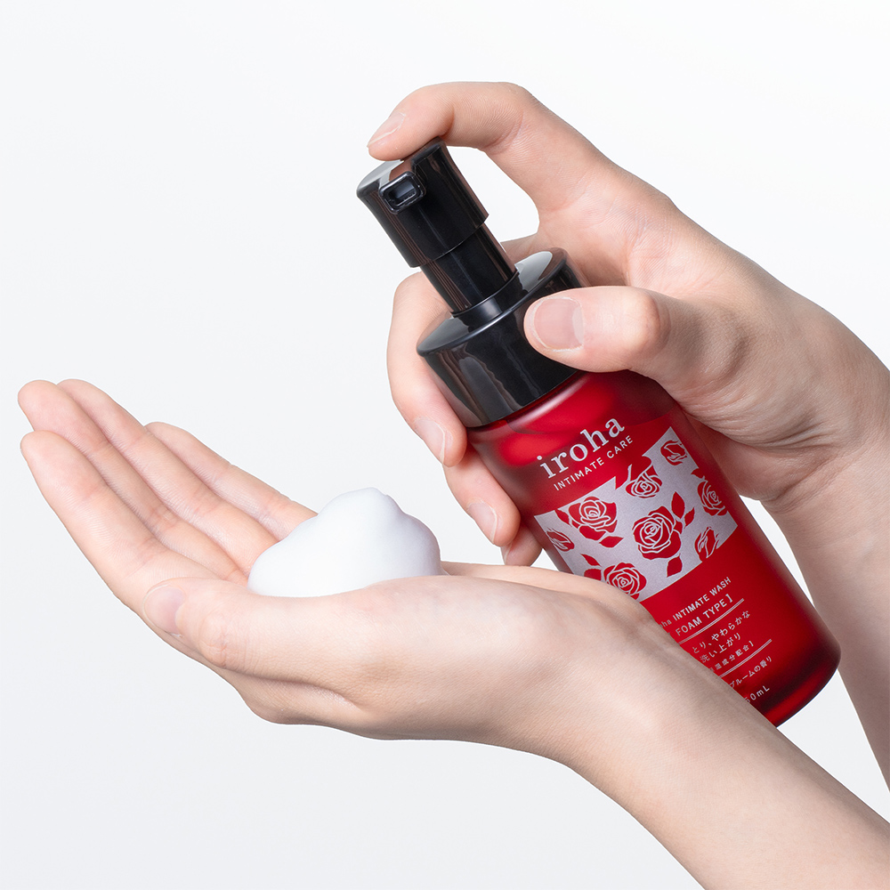 iroha INTIMATE WASH 【 FOAM TYPE 】ローズブルームの香り