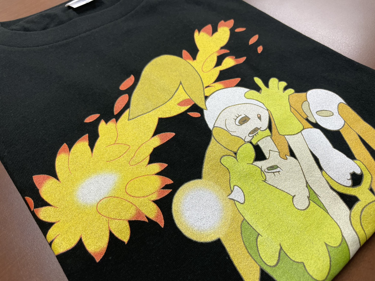 カイバ　Ｔシャツ　カイバ＆ネイロ サイズ: M