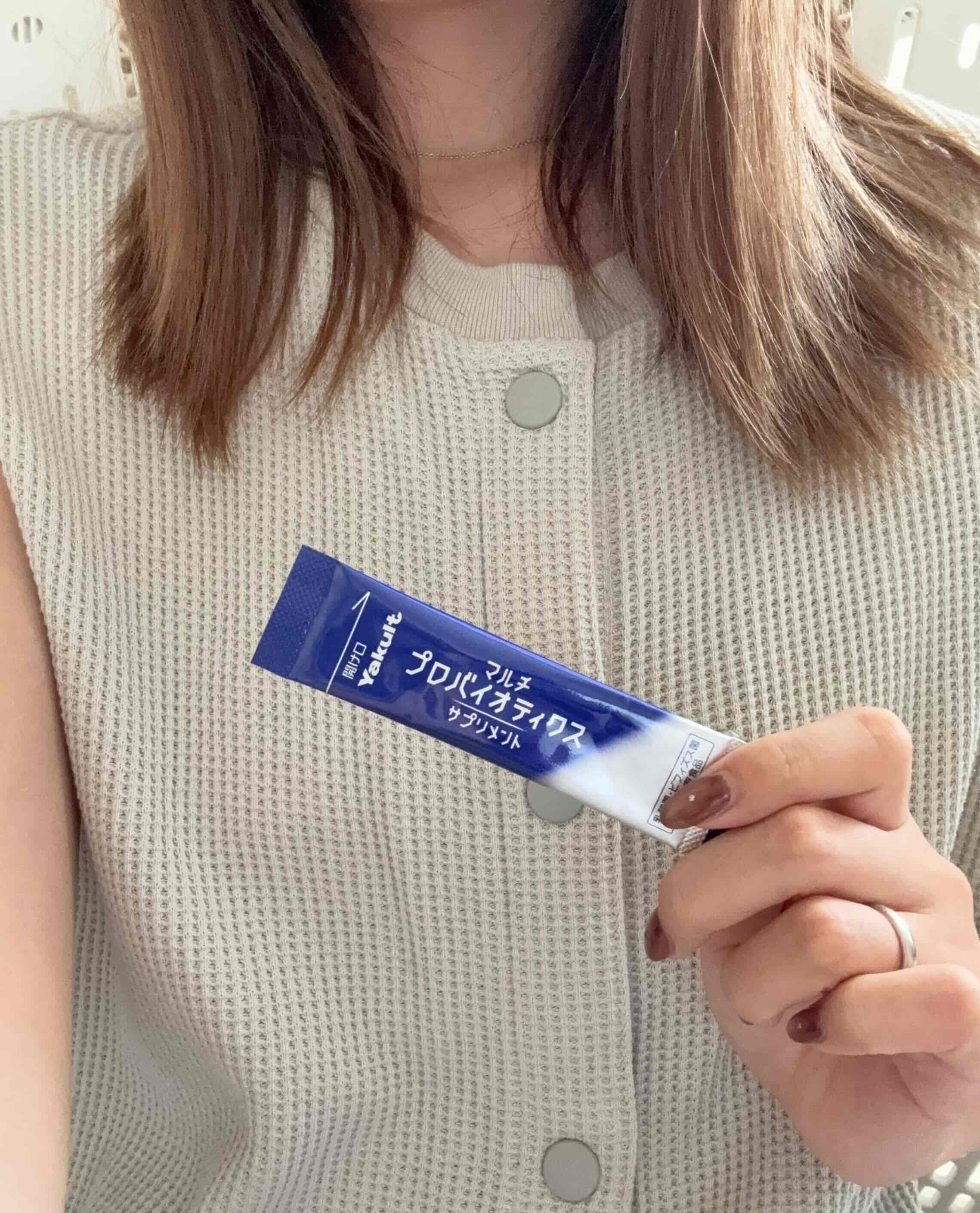 商品の画像（女性の自撮り）