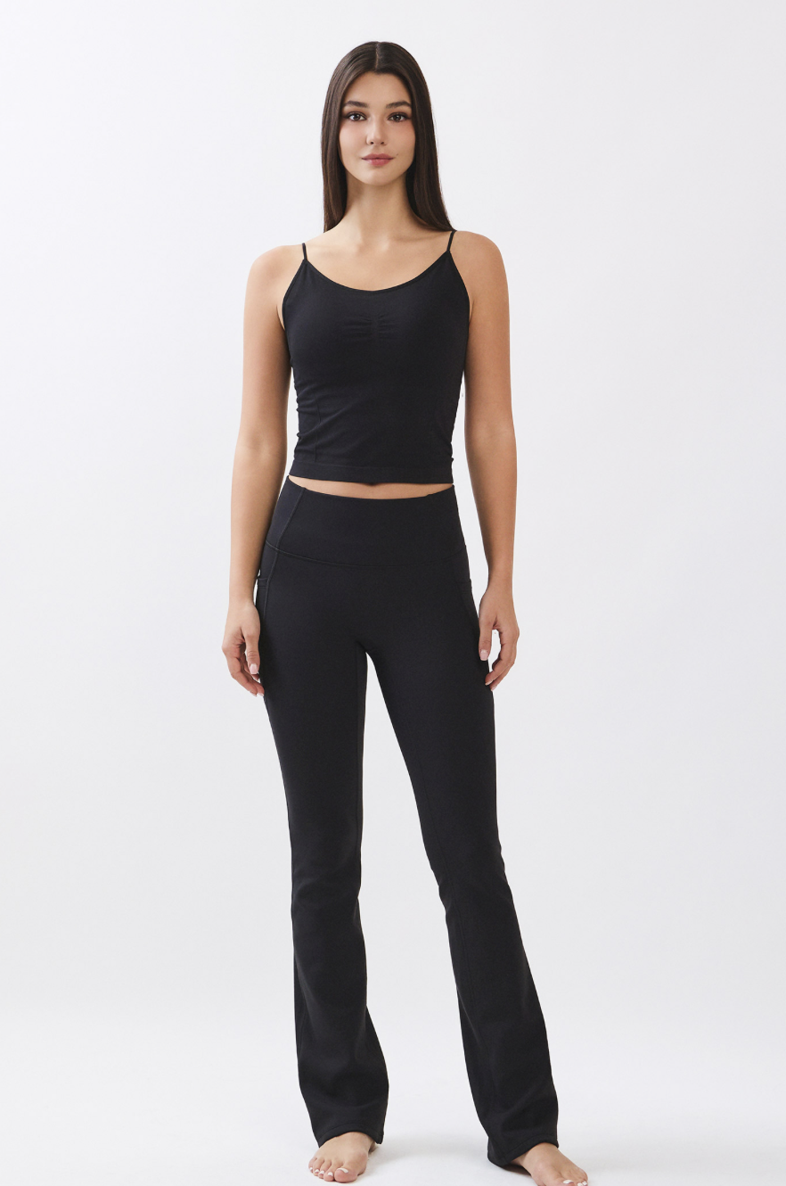 TT024 SEAMLESS TANKTOP BLACK サイズ: S/M