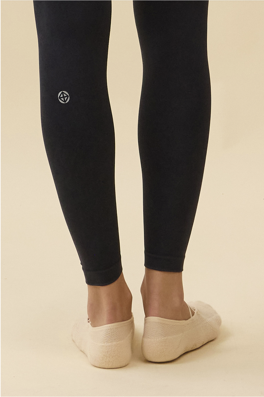 PL427 BLISS LEGGINGS BLACK FADE サイズ: S/M
