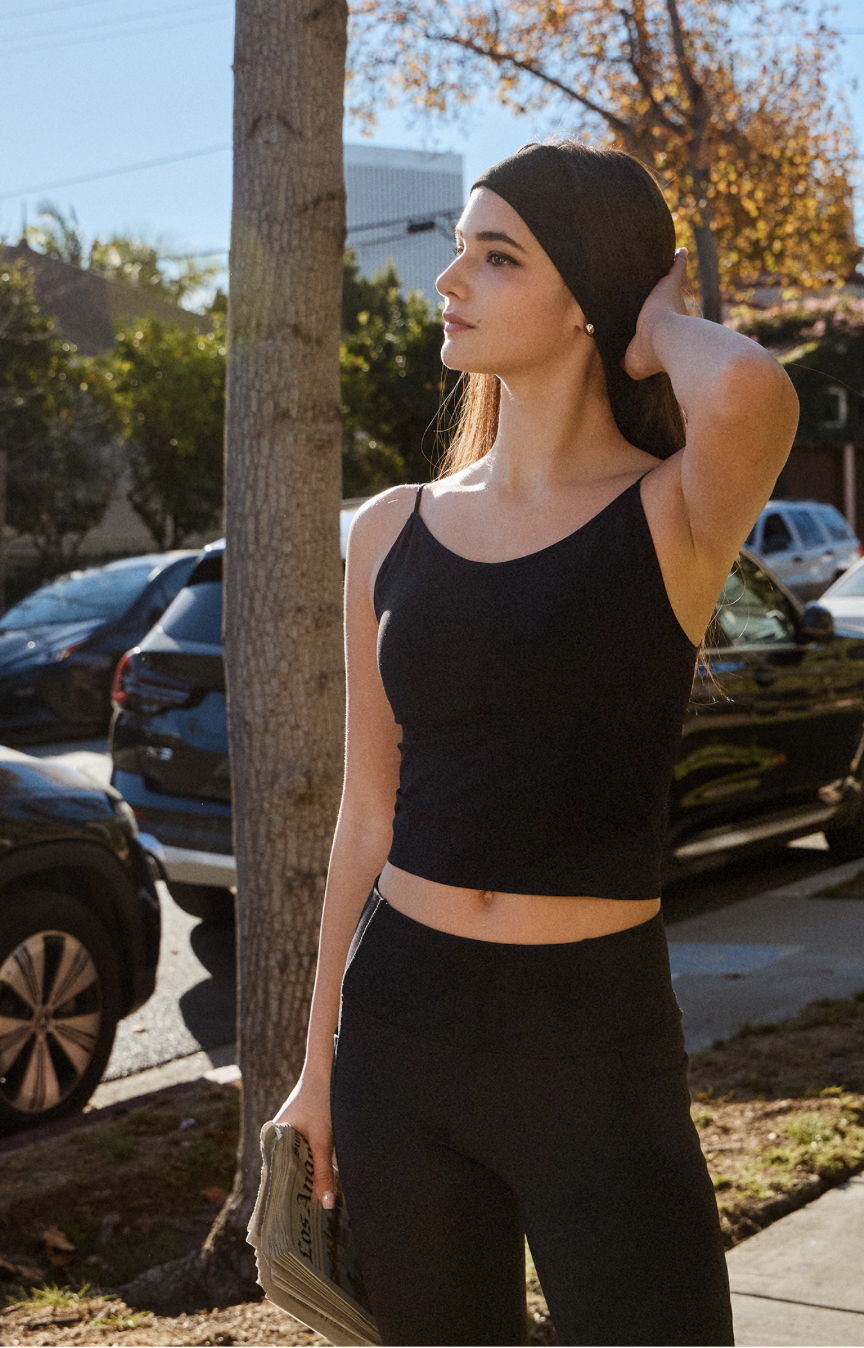 TT024 SEAMLESS TANKTOP BLACK サイズ: S/M