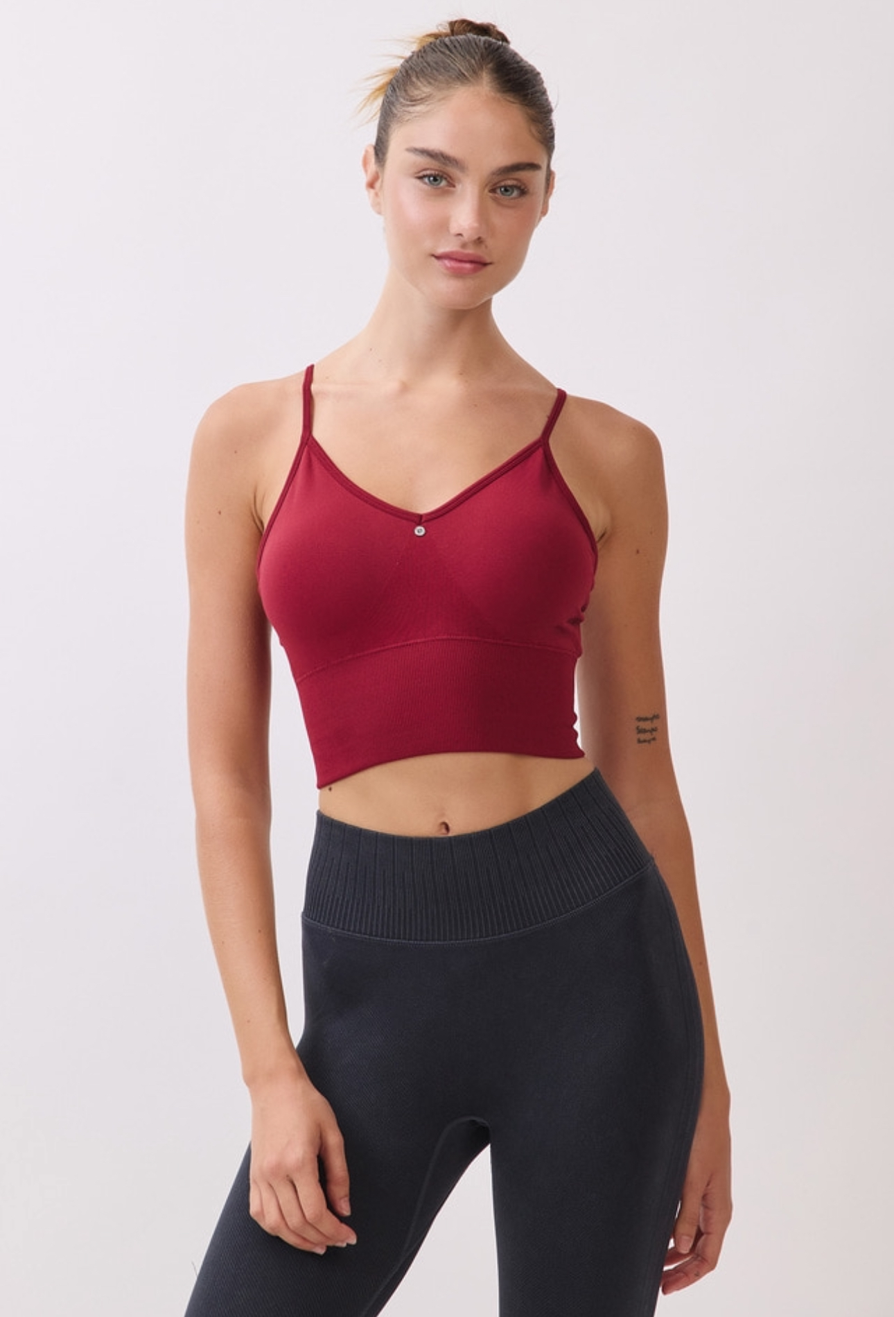 JK01 SIGNATURE BRATOP BURGUNDY サイズ: XS