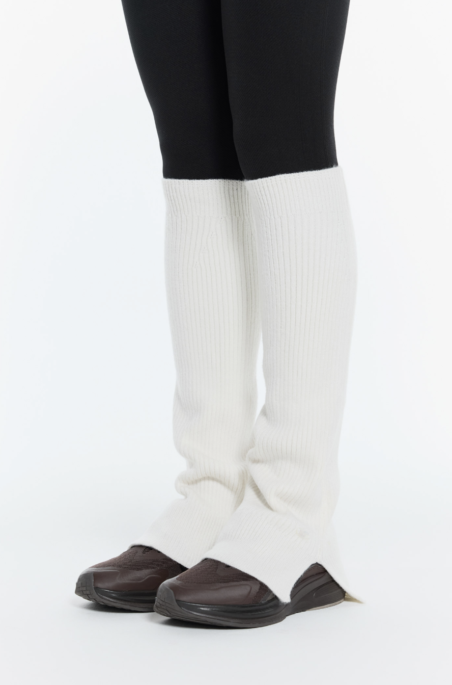 AZ588 KNIT LEG WARMER IVORY サイズ: F