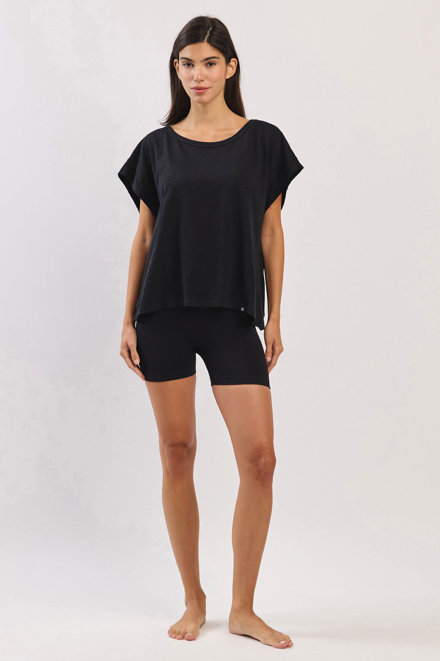 TS109 COVER-UP SLEEVELESS BLACK サイズ: ONESIZE