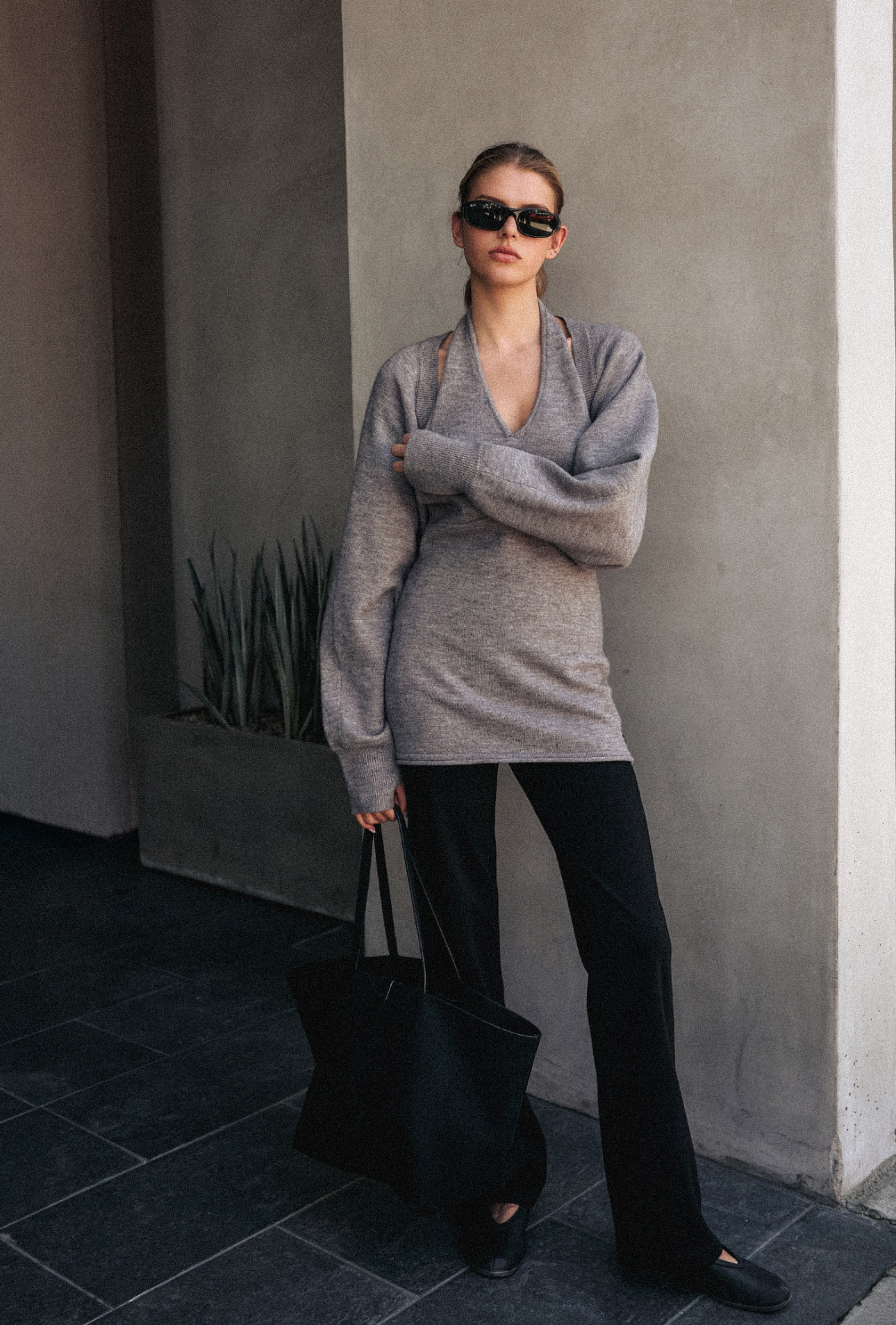 KT251 HALTER-NECK KNIT DRESS M.GRAY SOLID サイズ: F
