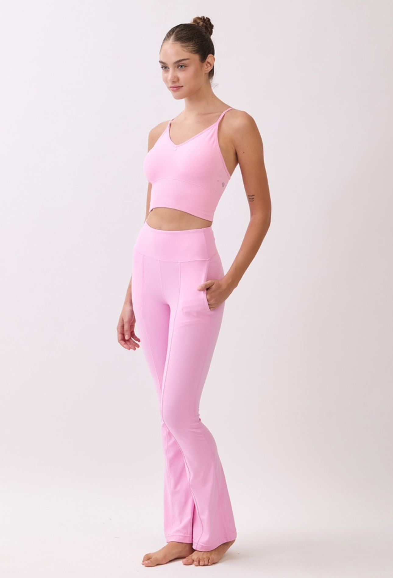 JK01 SIGNATURE BRATOP 2025 PINK サイズ: XS