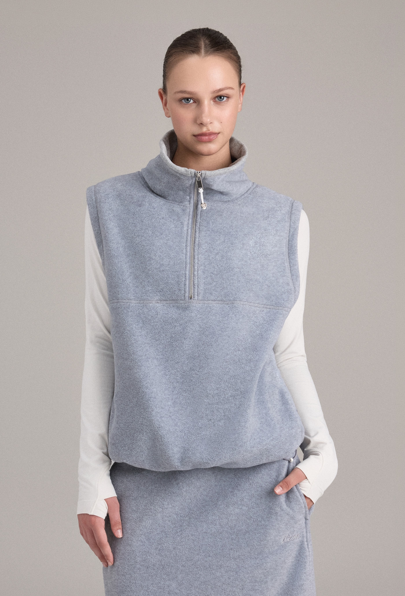 OV354 FLEECE VEST L.MELANGE GRAY SOLID サイズ: F