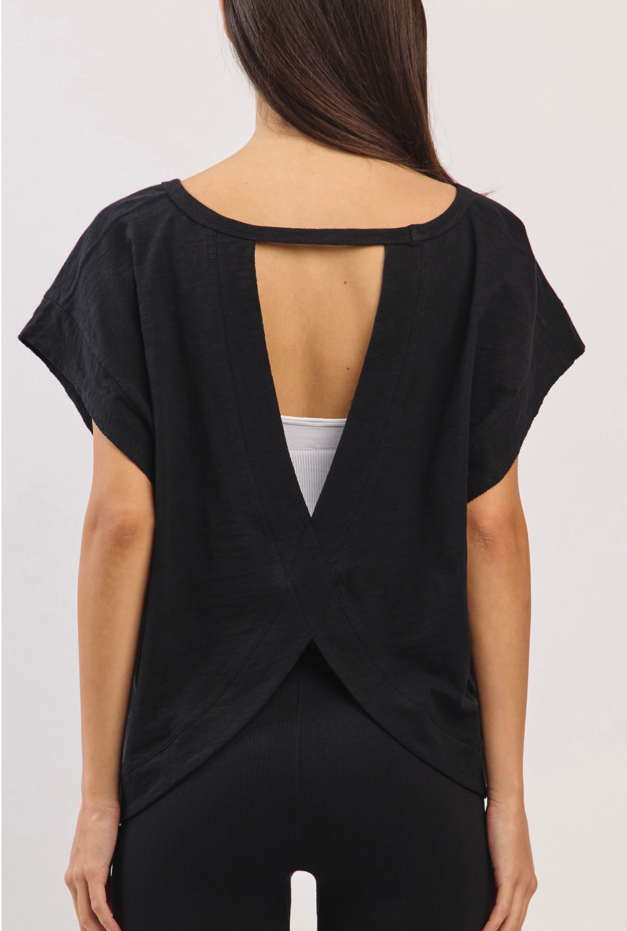 TS109 COVER-UP SLEEVELESS BLACK サイズ: ONESIZE