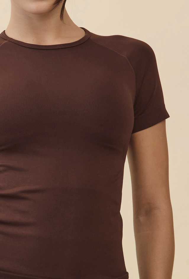 TS133 ALL-DAY SHORT TEE BROWN SOLID サイズ: S/M