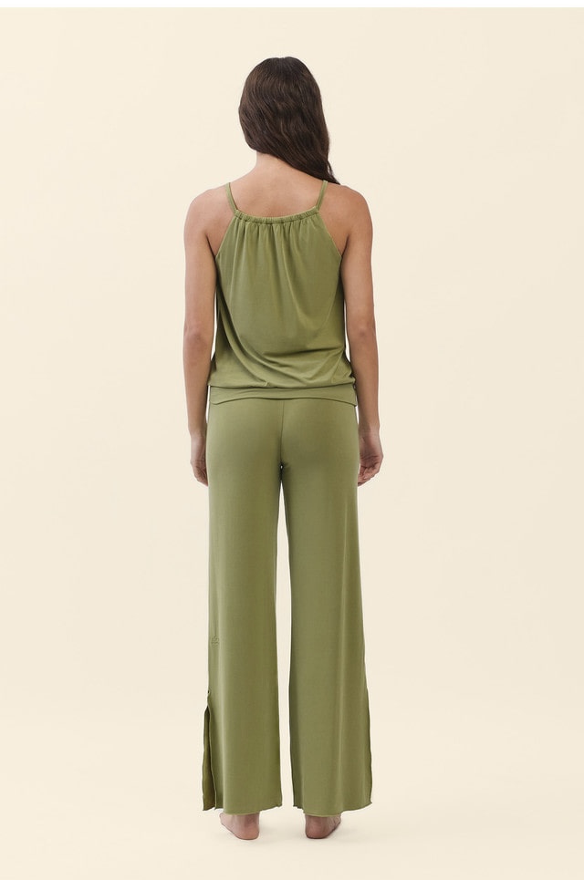 TT032 RELAX HALTER TANKTOP OLIVE SOLID サイズ: SS