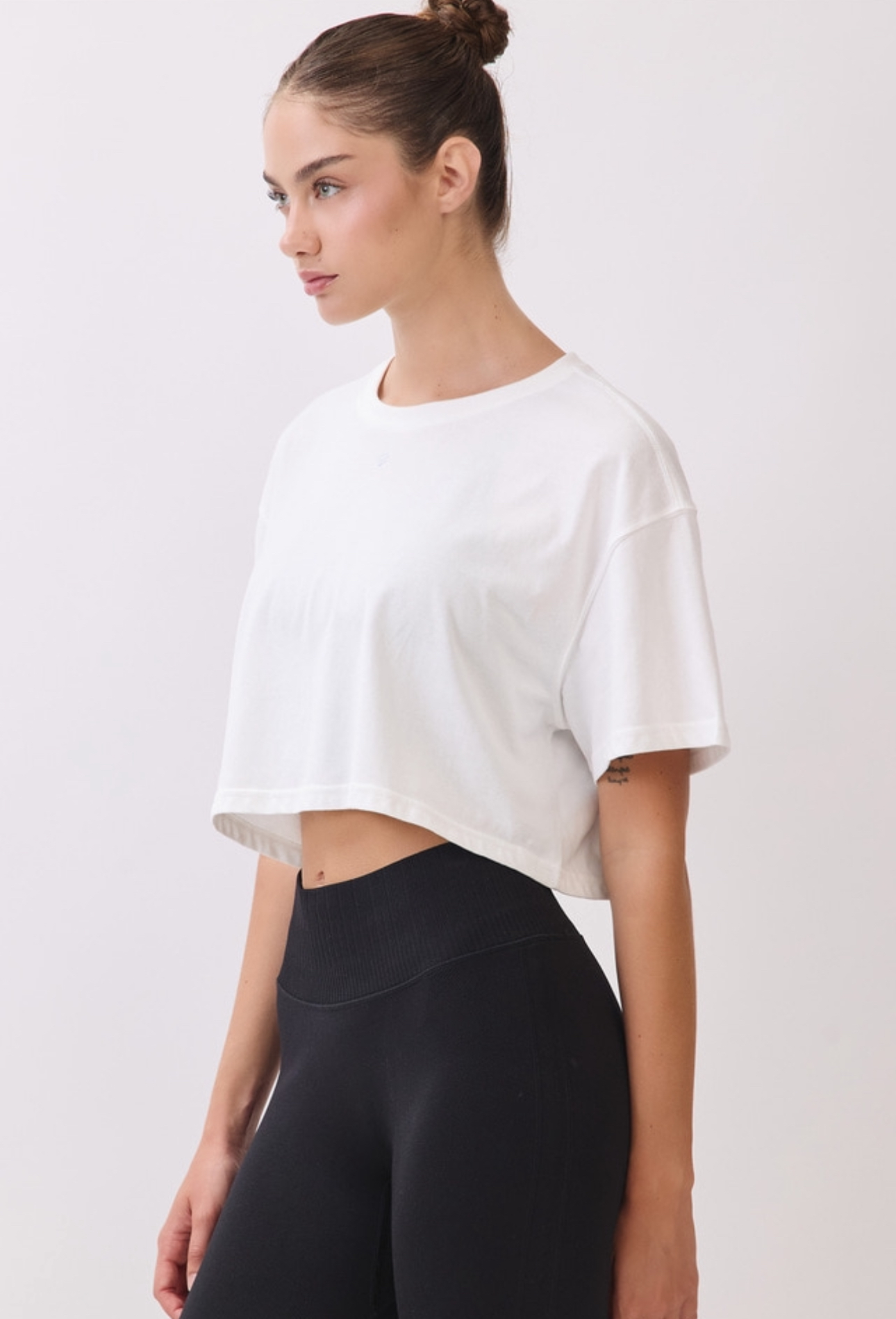 TS113 BRUSHED CROP T-SHIRT IVORY サイズ: F