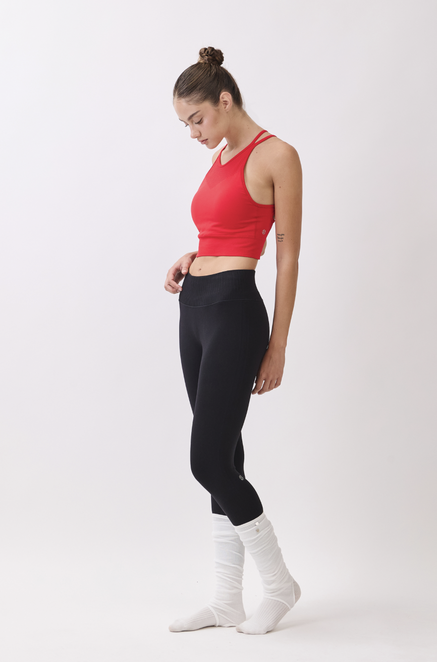 TB042 SEAMLESS TANKTOP RED サイズ: S/M