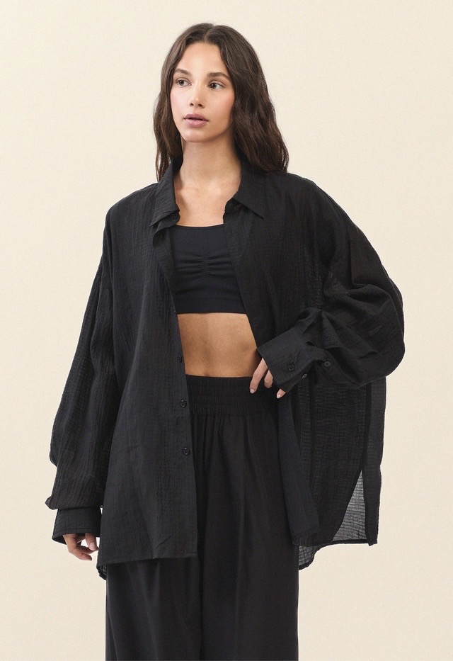 ST194 WRINKLED SLIT SHIRT BLACK SOLID サイズ: F
