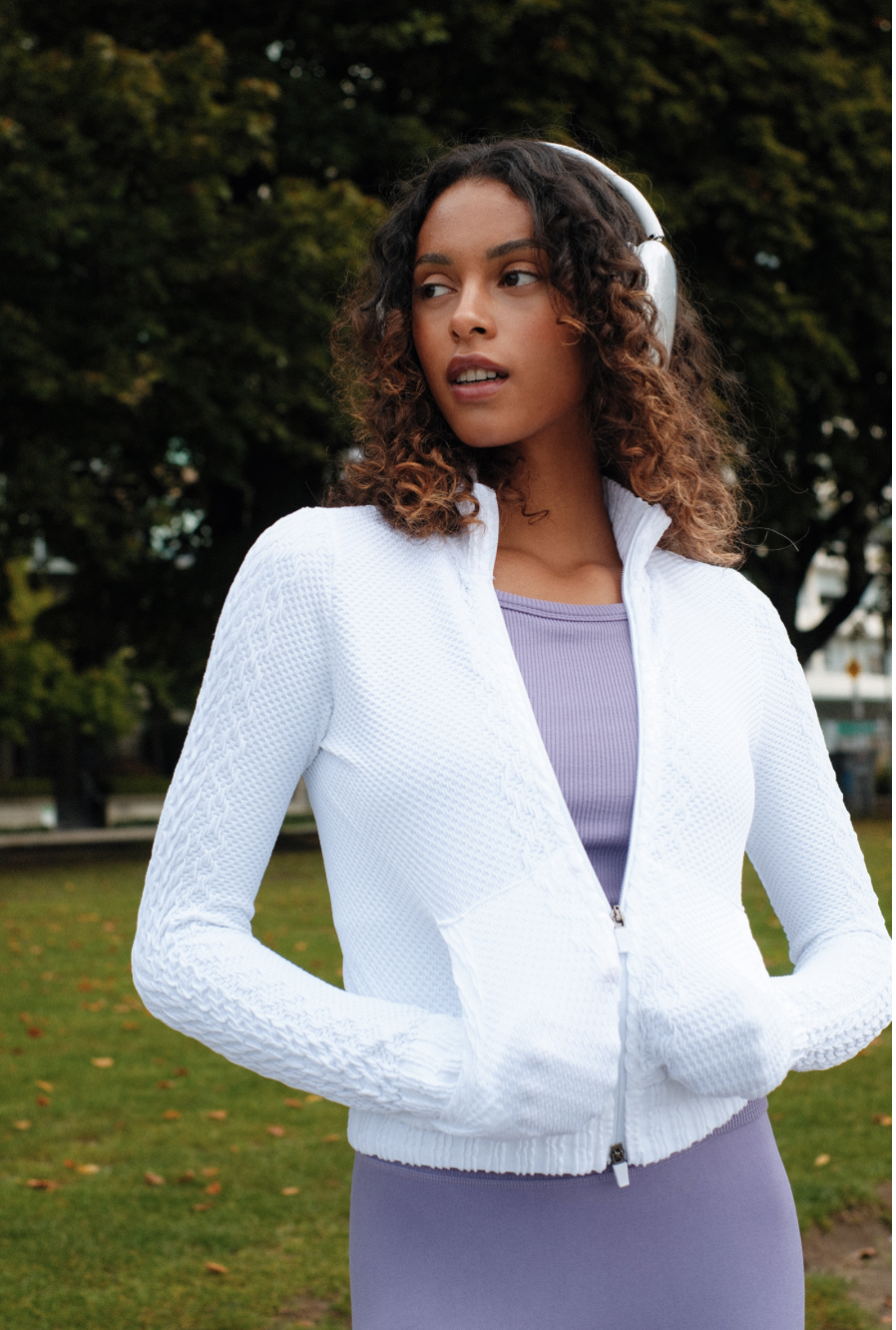 TZ151 SPONGE ZIP-UP WHITE サイズ: S/M