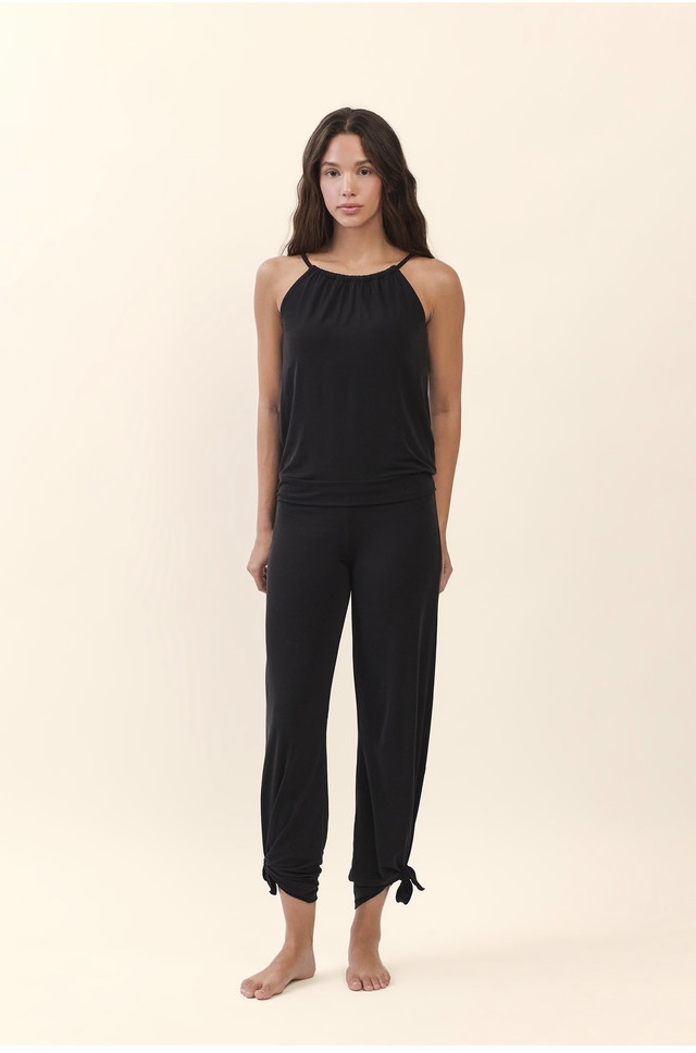 TT032 RELAX HALTER TANKTOP BLACK SOLID サイズ: SS