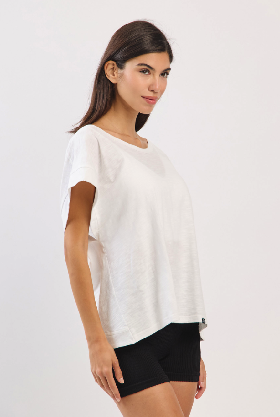 TS109 COVER-UP SLEEVELESS WHITE サイズ: ONESIZE
