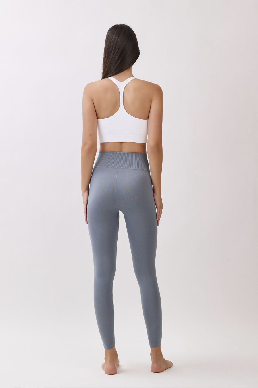 TB041 SEAMLESS BRATOP WHITE サイズ: S/M