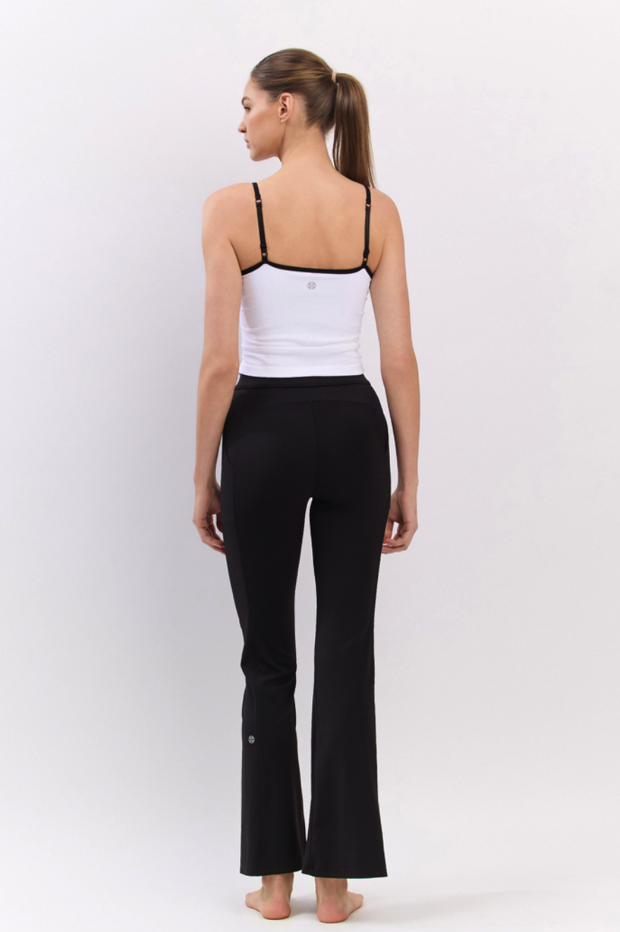 PL408 SLIT BOOT-CUT PANTS BLACK サイズ: S/M