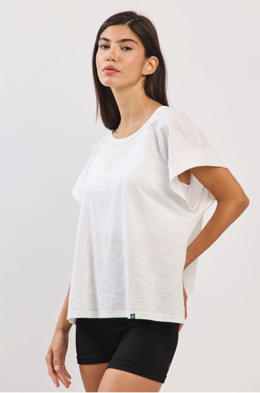 TS109 COVER-UP SLEEVELESS WHITE サイズ: ONESIZE